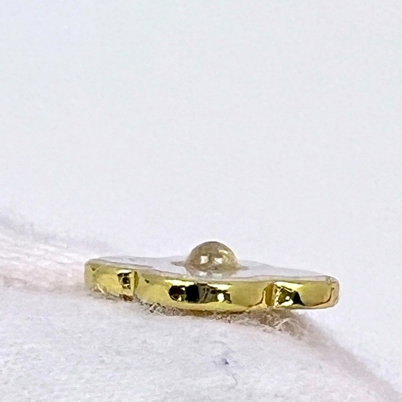 CHARLOTTE & LEXI, WOMENS STERLING SILVER, CLOVER EARRINGS WITH CUBIC ZIRCONIA - Picture 7 of 16